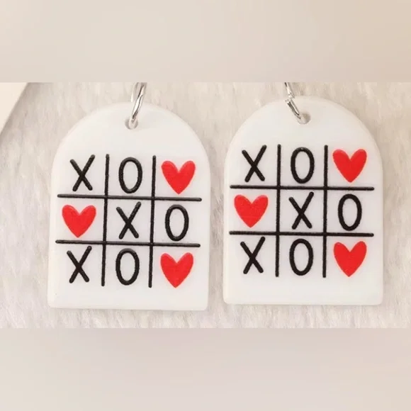 NWT - tic tac toe love acrylic dangle double sided earrings set - Picture 2 of 3